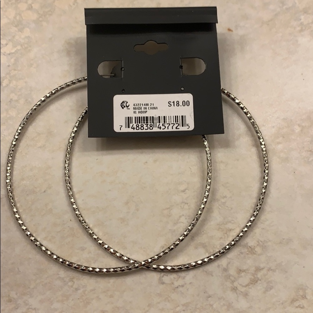 Hoop earrings - Picture 2 of 4